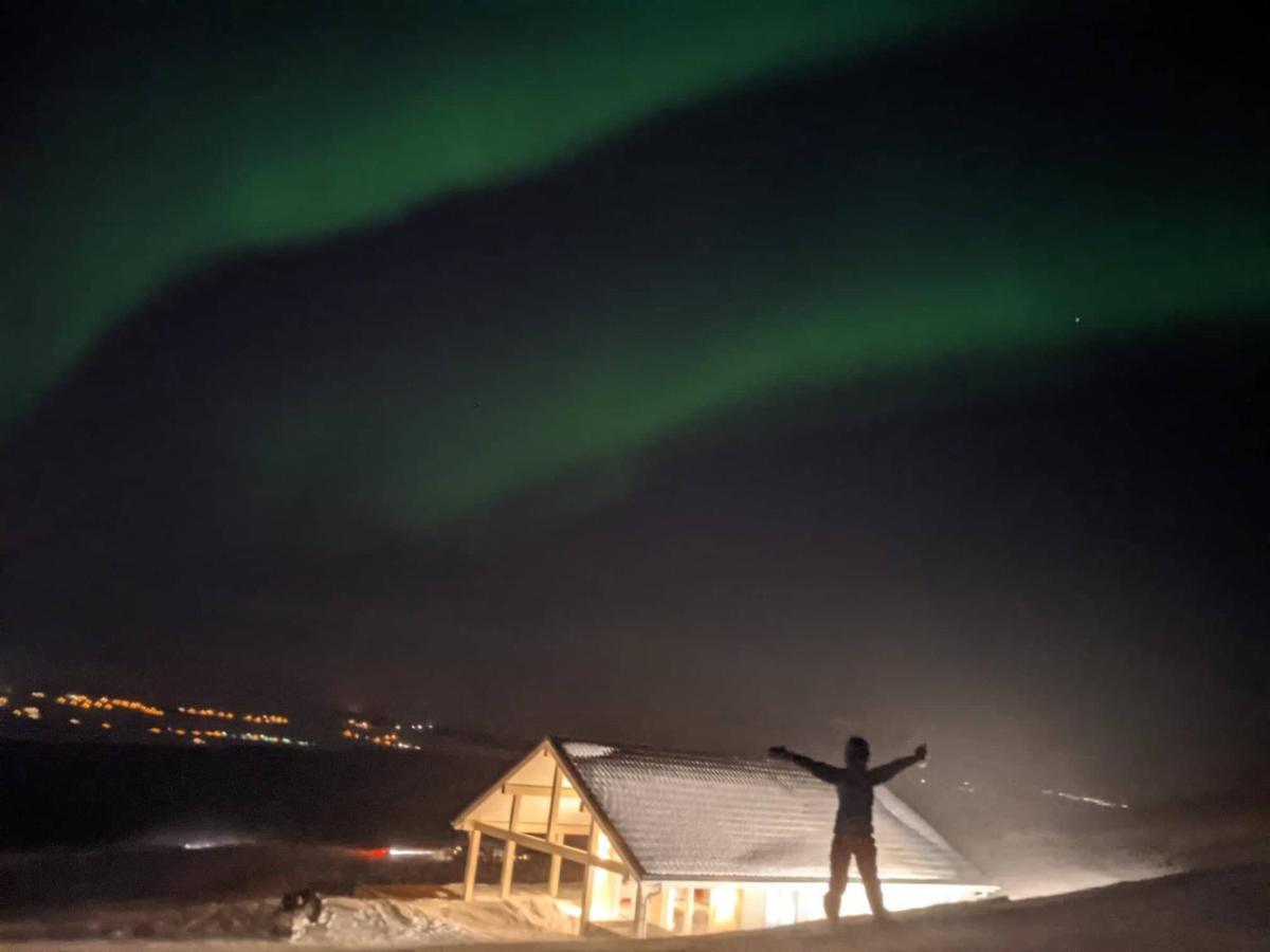 Akureyri - Cabin With An Amazing View Villa ภายนอก รูปภาพ