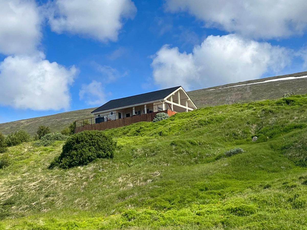 Akureyri - Cabin With An Amazing View Villa ภายนอก รูปภาพ